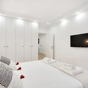 Trocadero/ Eiffel Tower - 3 Bedrooms- New! Apartment