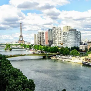 Eiffel Tower Penthouse Apartment