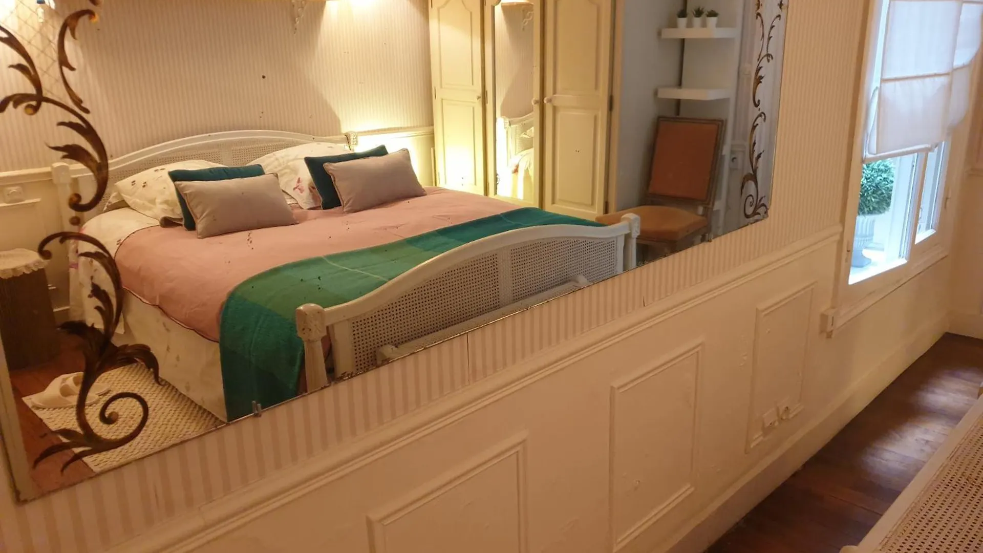 Apartment Appartement Haussmannien Cosy Paris